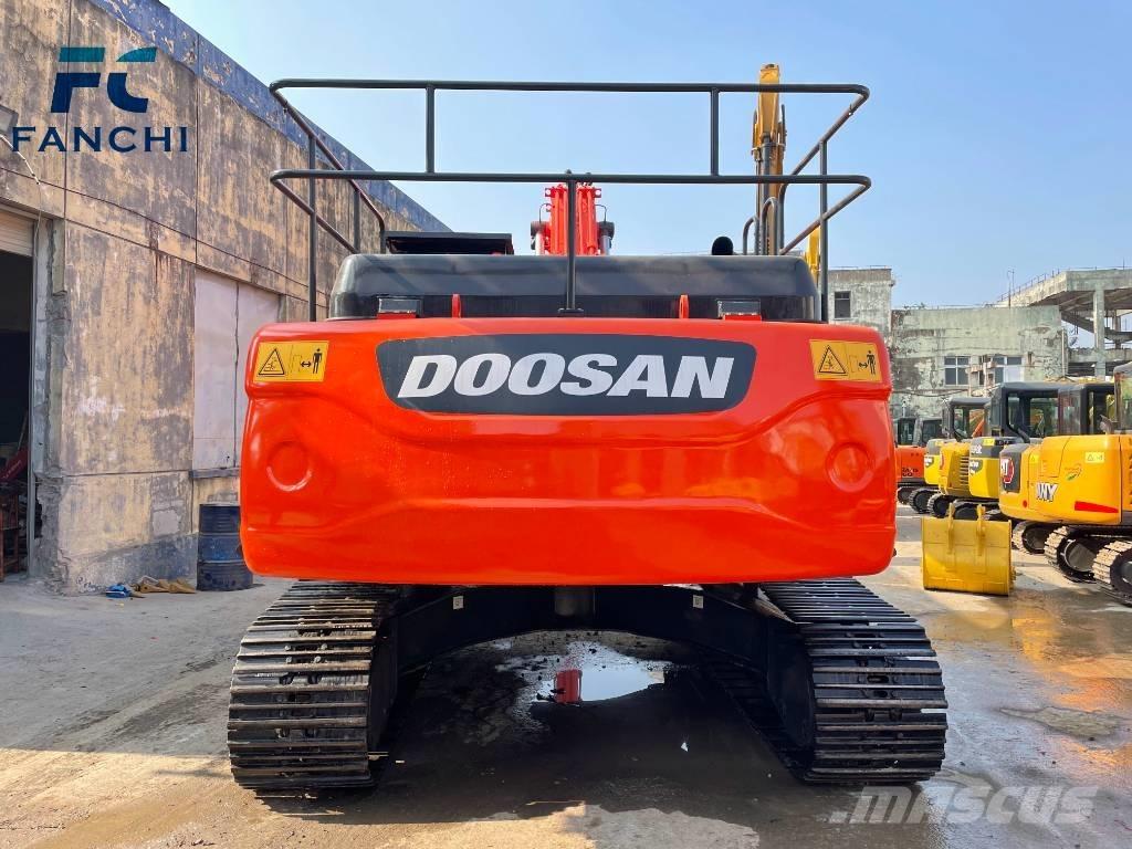 Doosan DX 300LC-9C Gravemaskiner på larvebånd