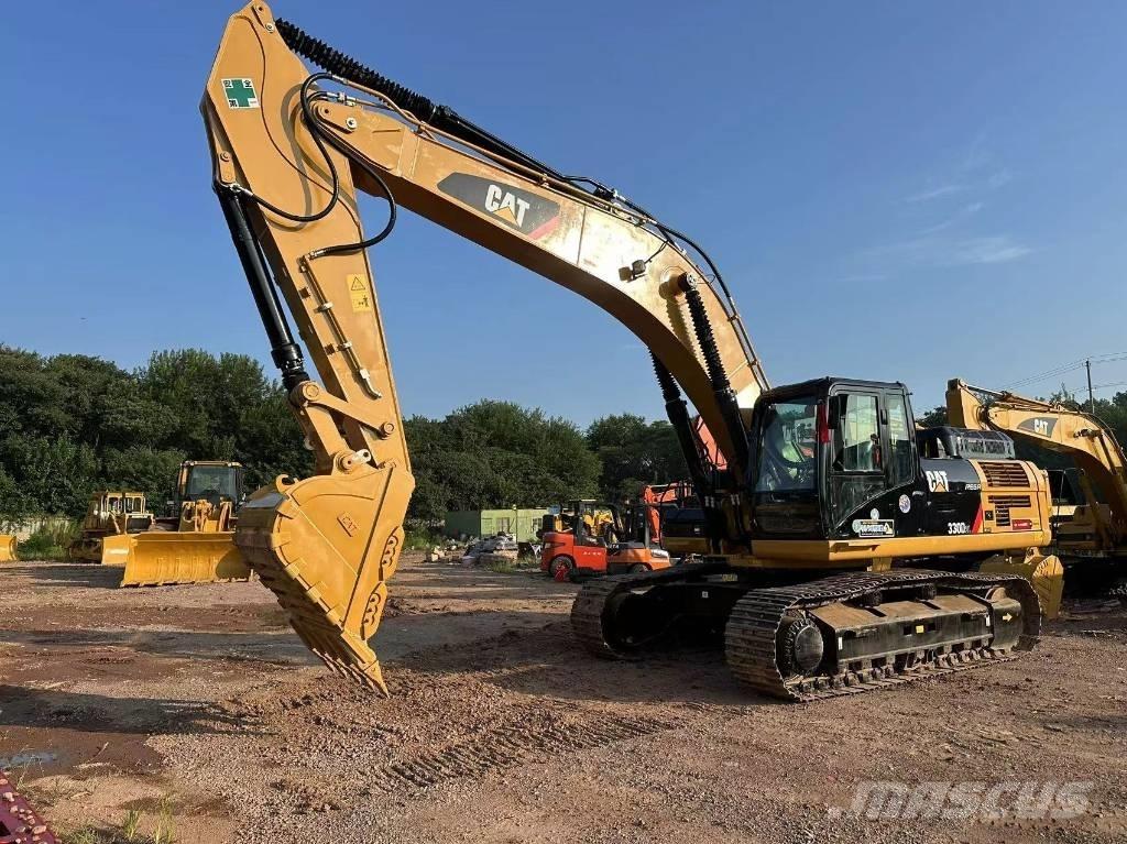 CAT 330 D L Gravemaskiner på larvebånd
