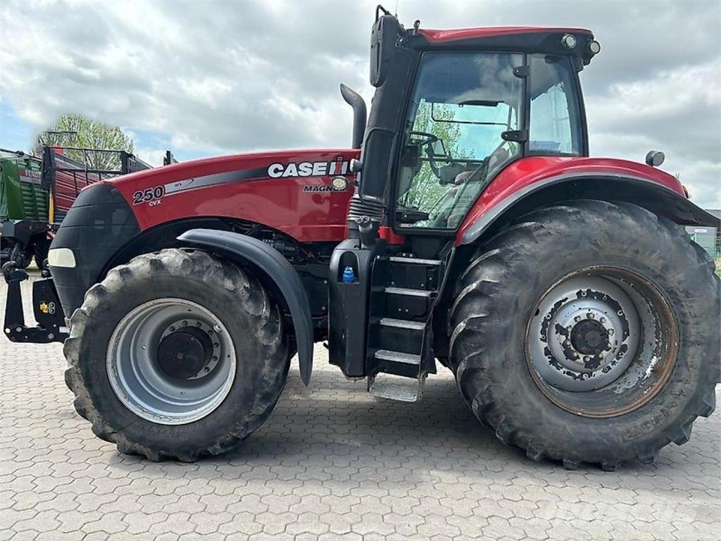 Case IH IH CVX 310 Traktorer