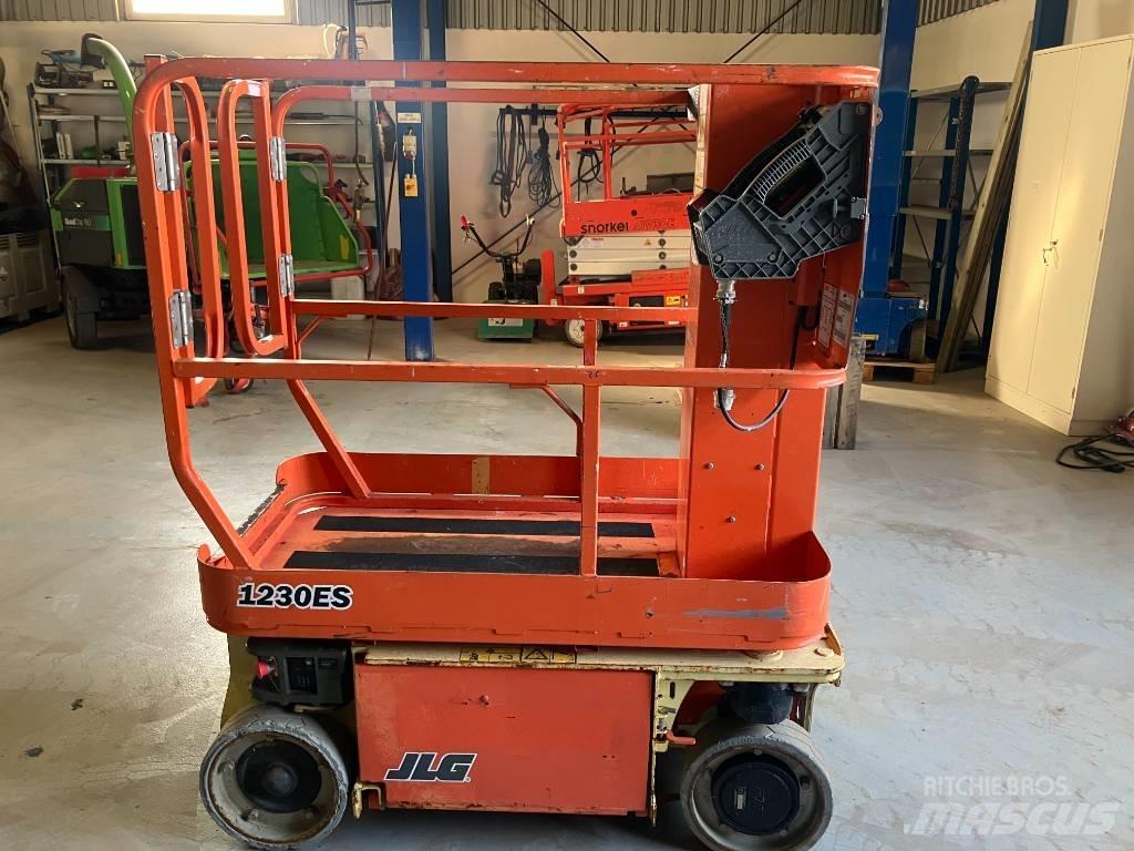 JLG 1230 ES Søjlelifte