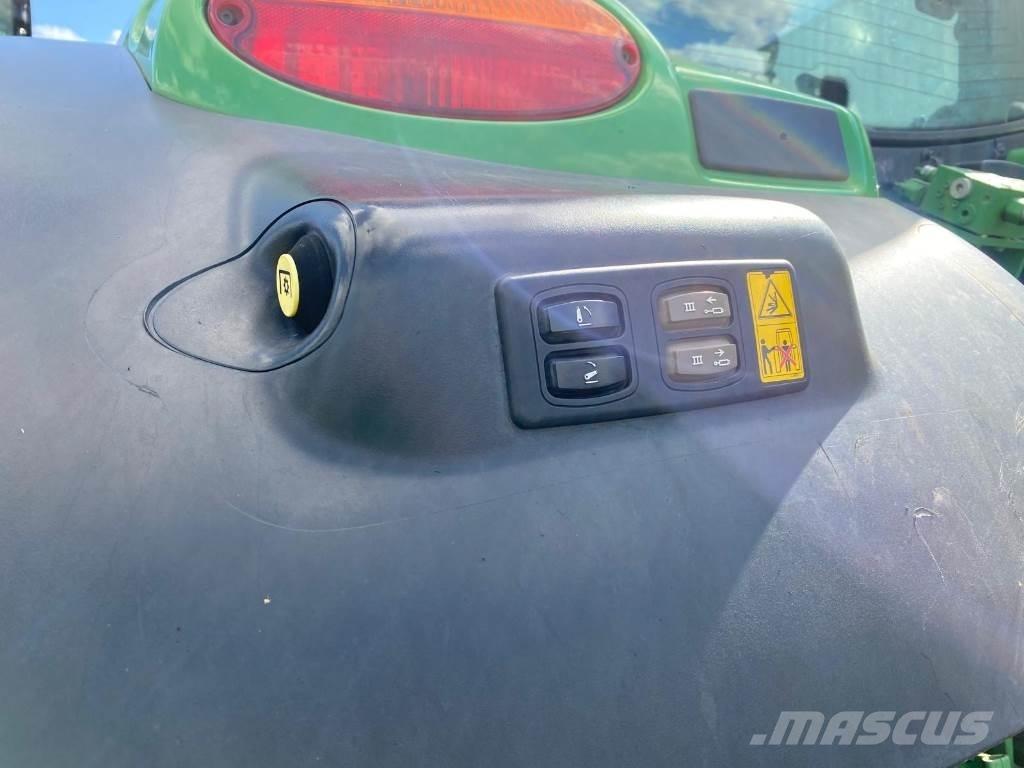 John Deere 6130 R Traktorer