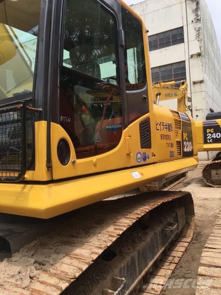 Komatsu PC 220-8 Gravemaskiner på larvebånd