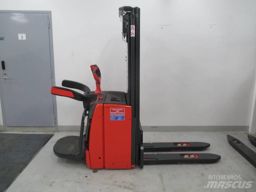 Linde L14 AP Selvkørende stablere