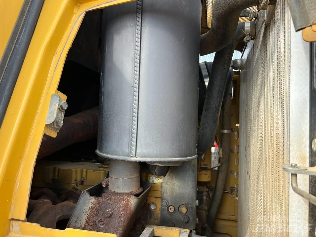 CAT 963 D Larvebåndslæssere