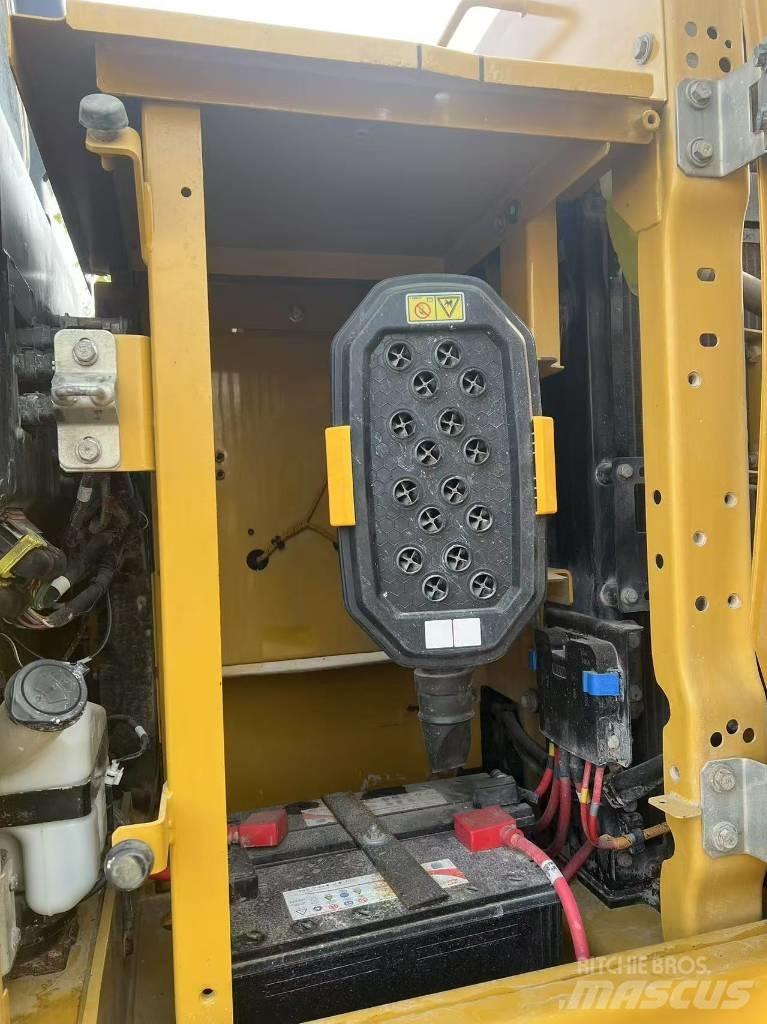 CAT 320 GC Gravemaskiner på larvebånd