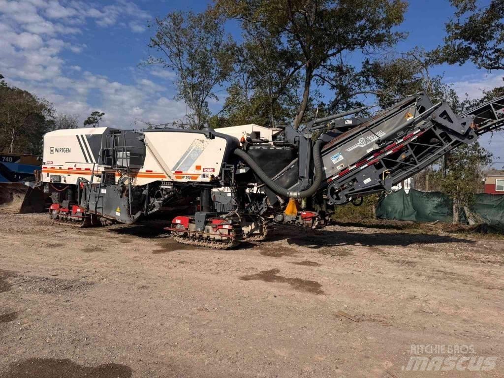 Wirtgen W250 Asfalt-koldfræsere