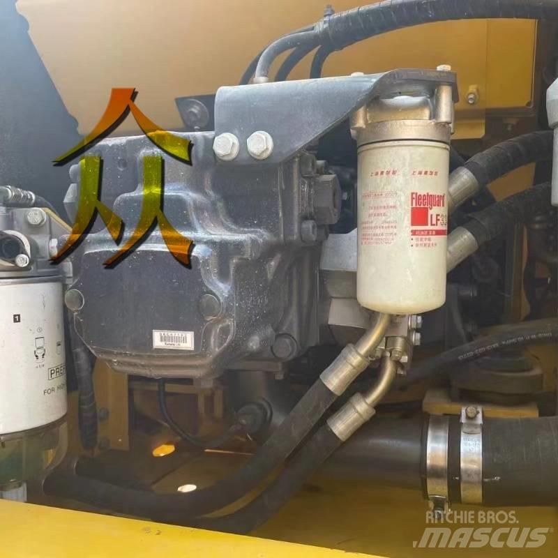 Komatsu PC 200 Gravemaskiner på larvebånd