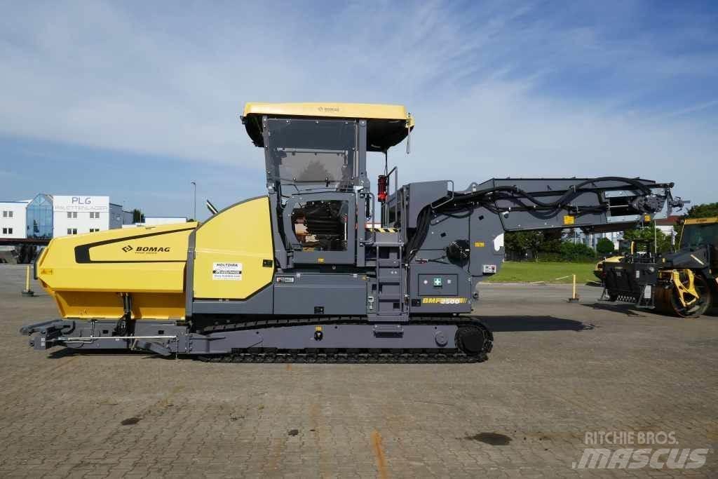 Bomag BMF 2500 M Fødere