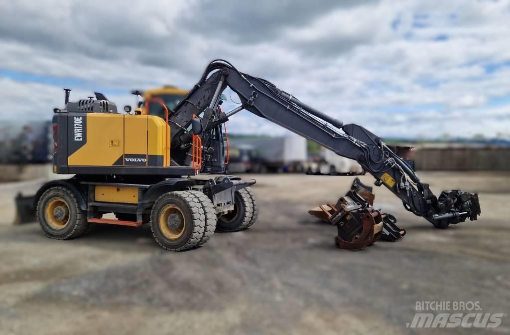 Volvo EWR 170 E Gravemaskiner på hjul