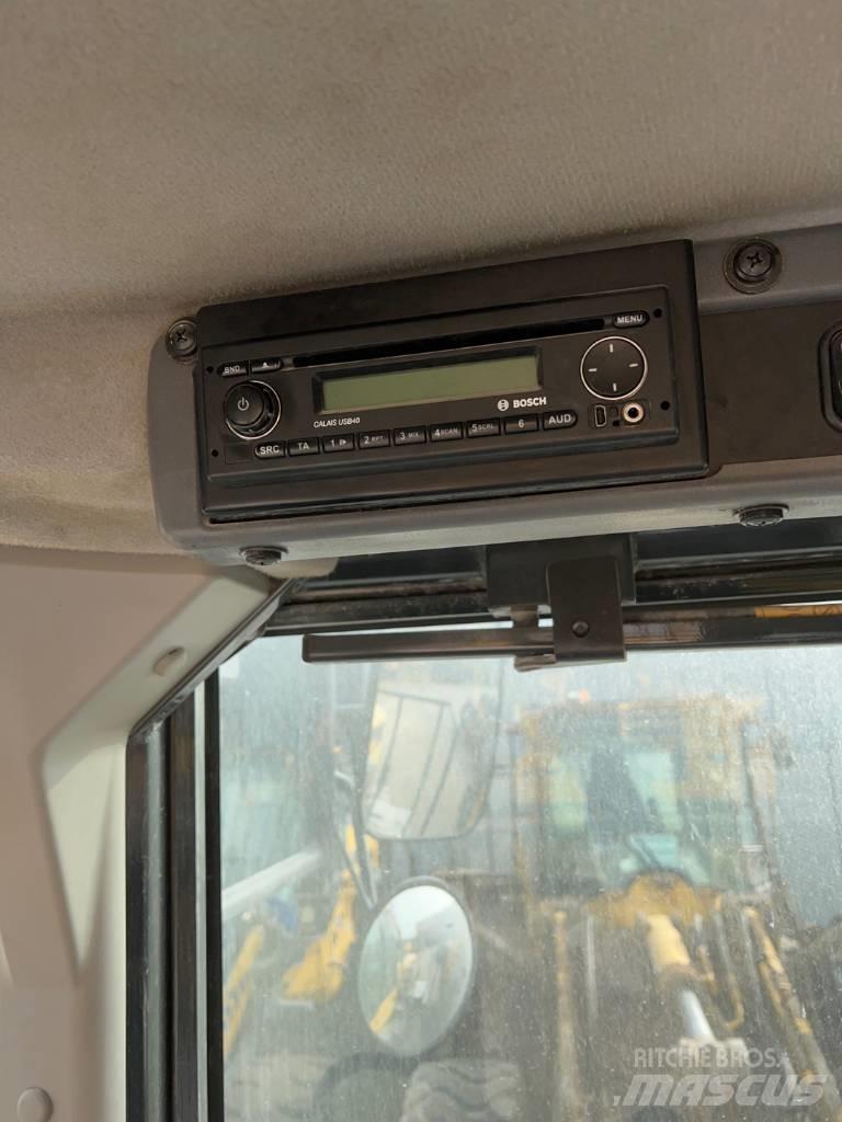 Komatsu WA 380-8 Læssemaskiner på hjul