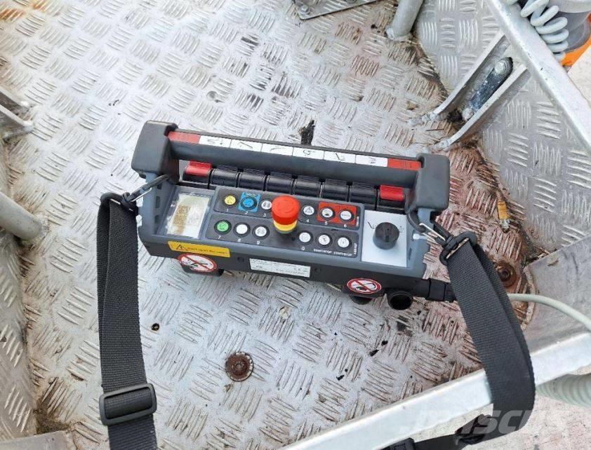 JLG X 26 J Plus Kompakte selvkørende bomlifte
