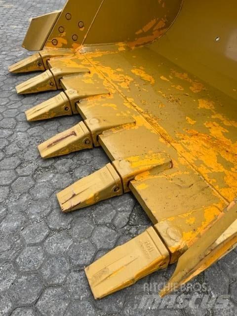 CAT 374 lre Bucket Skovle