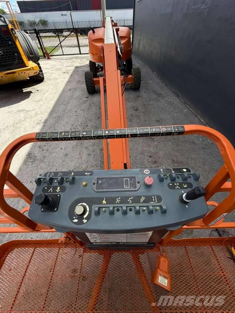JLG 460 SJ Teleskoplifte