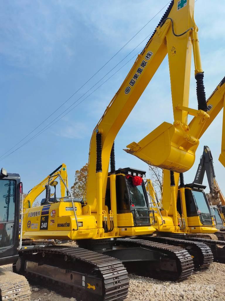 Komatsu PC 240 LC Gravemaskiner på larvebånd
