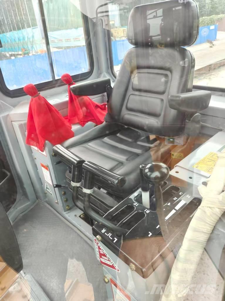 CAT D6G Bulldozer på larvebånd