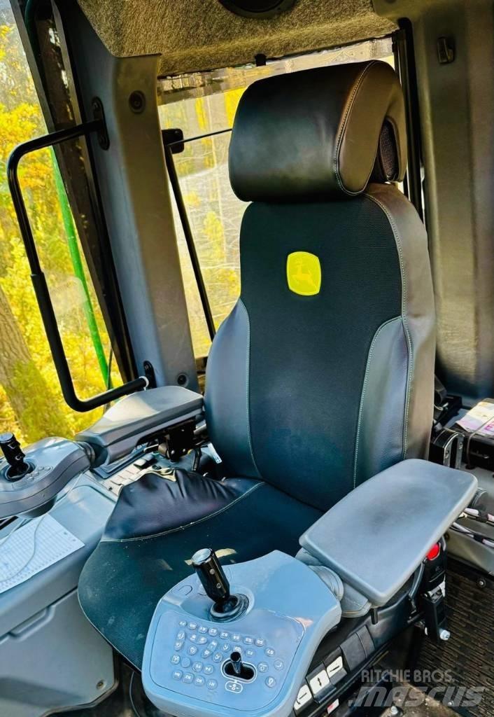 John Deere 1010G Udkørselsmaskiner
