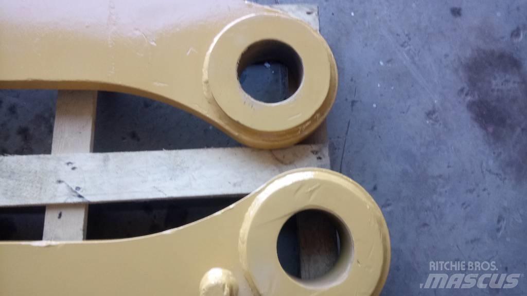 CAT 245 Booms og dippers