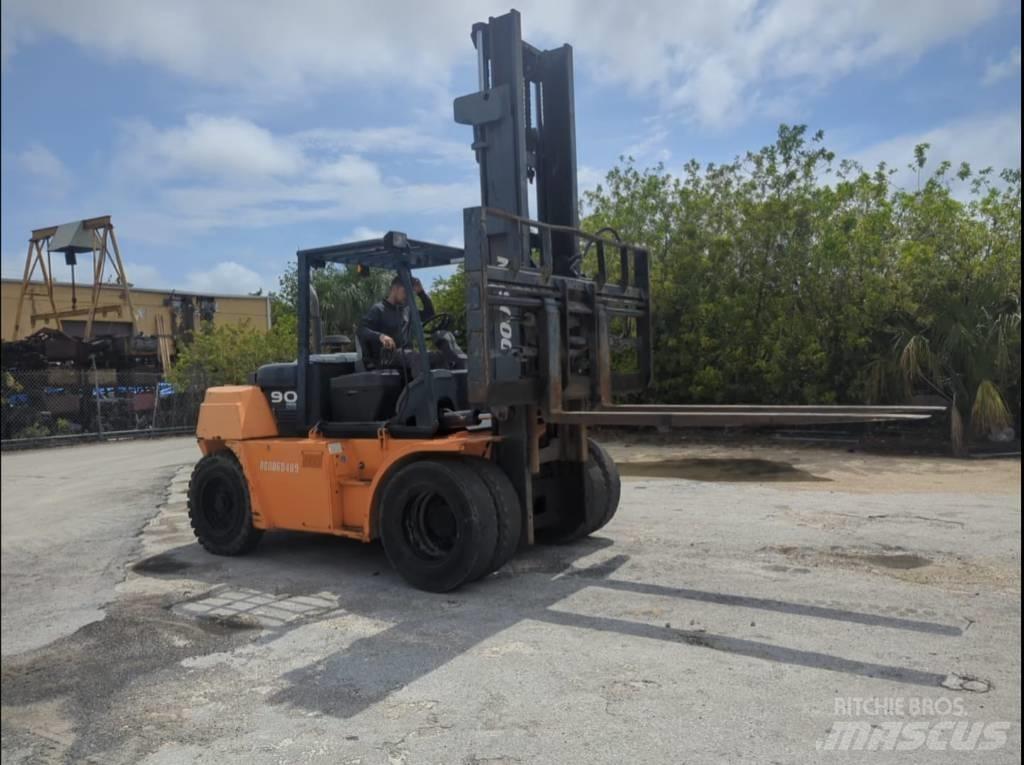 Doosan D 90 S-7 Gaffeltrucks - andre