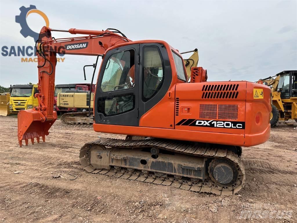 Doosan DX 120 Midi-gravemaskiner 7t - 12t