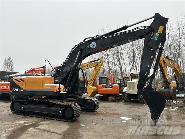 Hyundai R220LC-9S Gravemaskiner på larvebånd