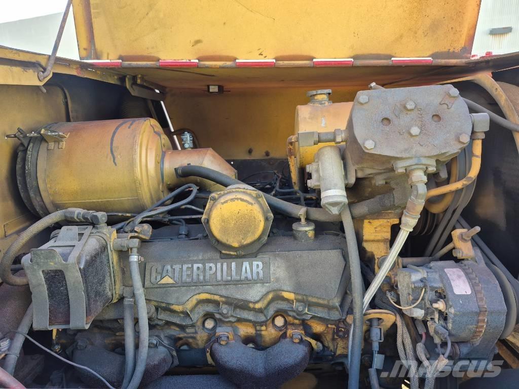 CAT V 330 B Gaffeltrucks - andre