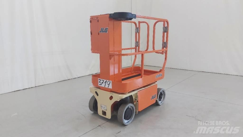 JLG 1230 ES Saxlifte