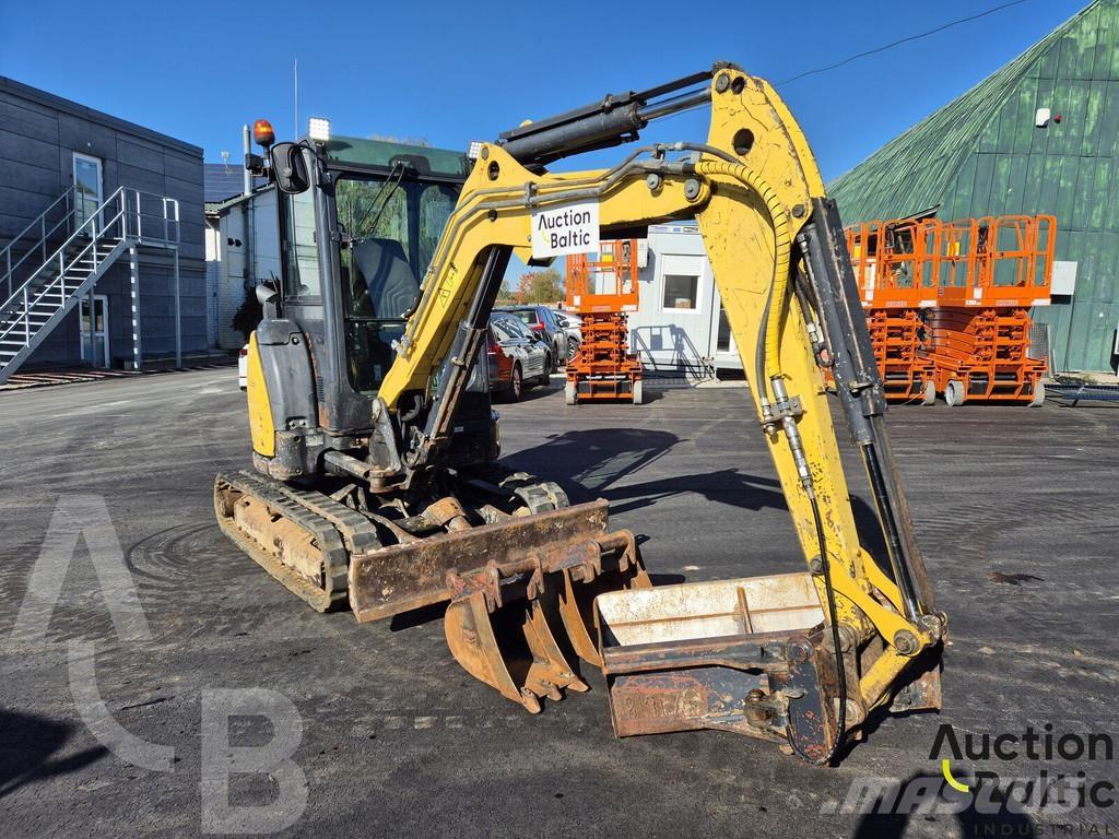 Yanmar Vio 33 U Minigravemaskiner