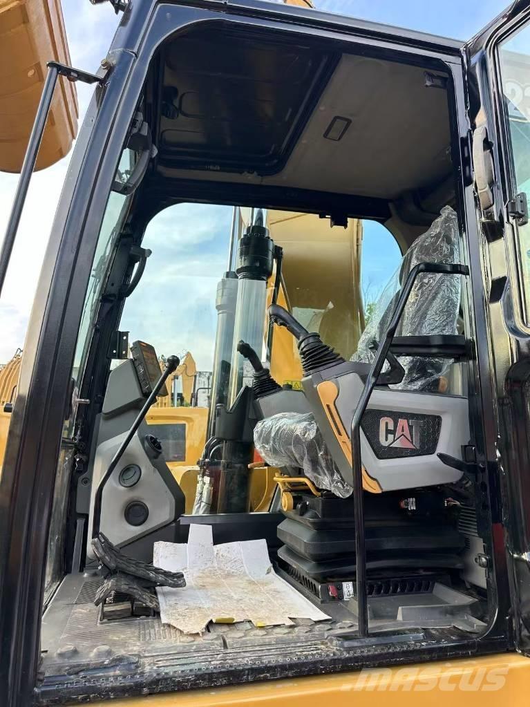 CAT 323 Gravemaskiner på larvebånd
