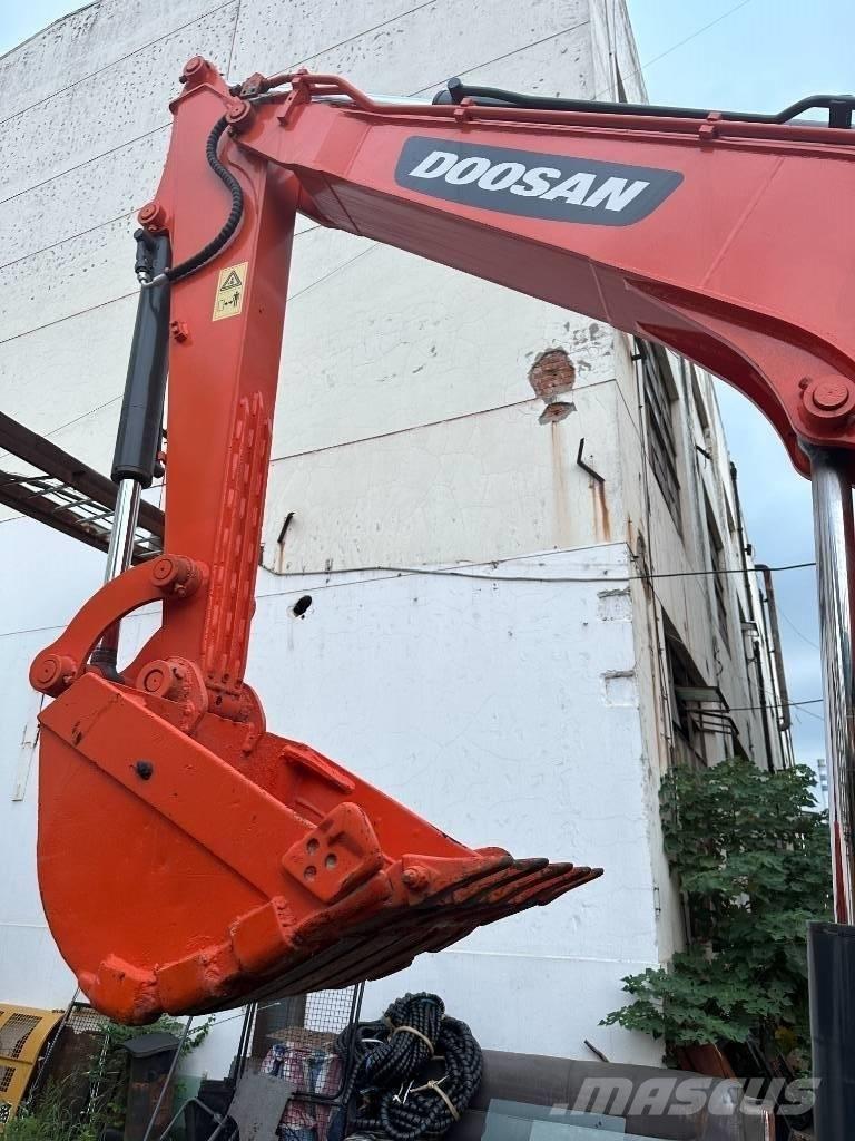 Doosan DX 60 Minigravemaskiner