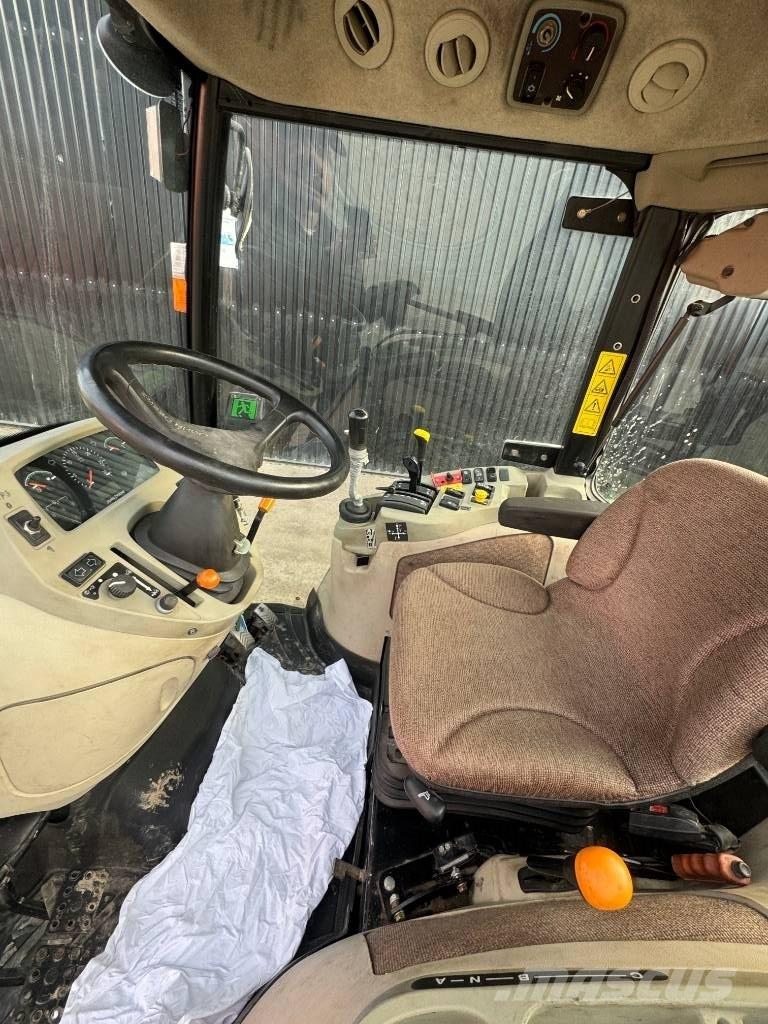 John Deere 3720 Kompakte traktorer