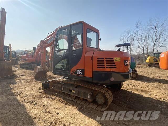 Doosan DX80 Midi-gravemaskiner 7t - 12t