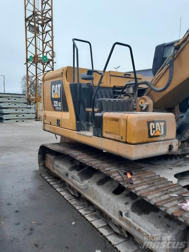 CAT 320GC Gravemaskiner på larvebånd