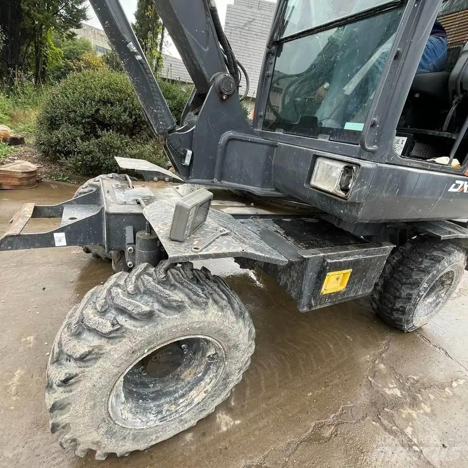 Doosan DX60W Gravemaskiner på hjul