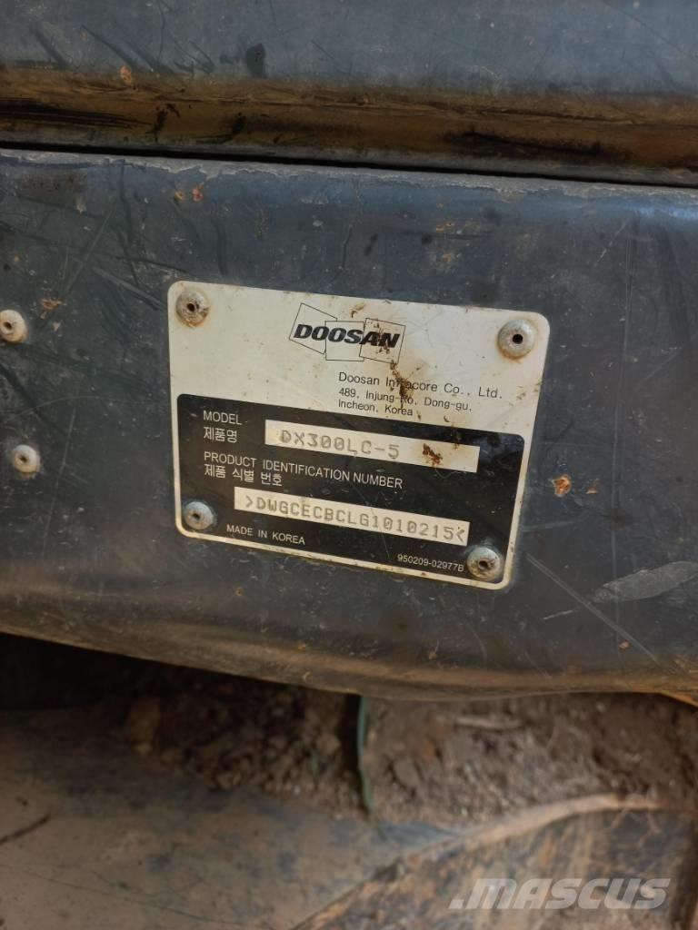 Doosan DX 300 LC-5 Gravemaskiner på larvebånd