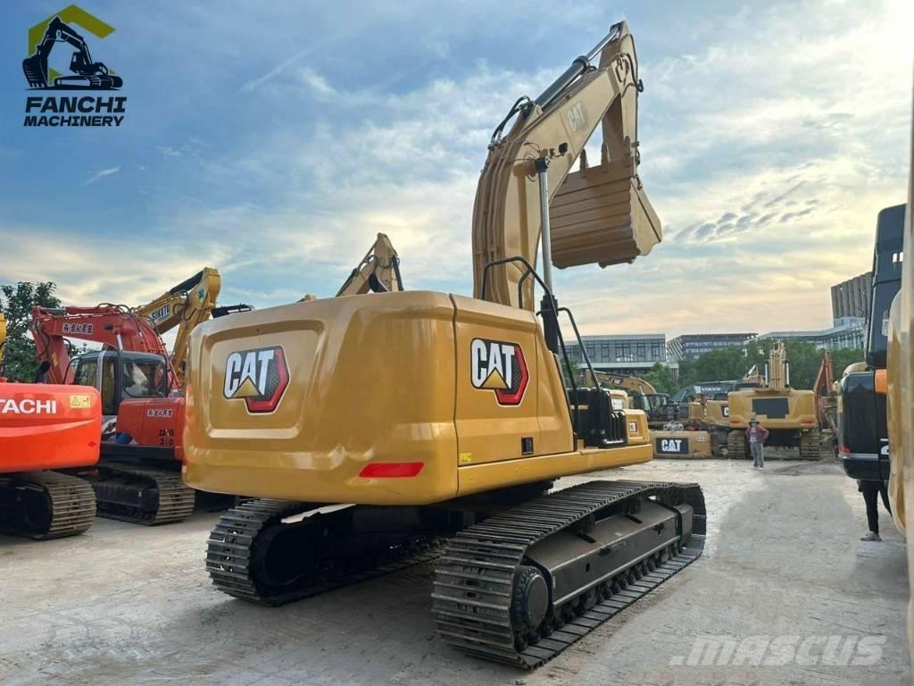 CAT 330 Gravemaskiner på larvebånd