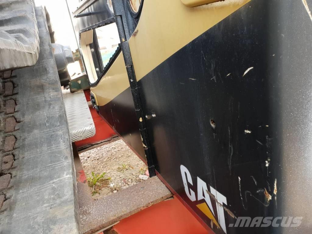 CAT 320B ali 320 Kabiner og interiør