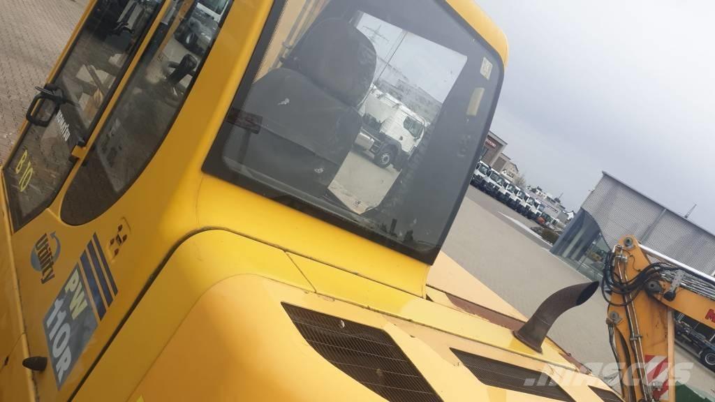 Komatsu PW 110 Gravemaskiner på hjul