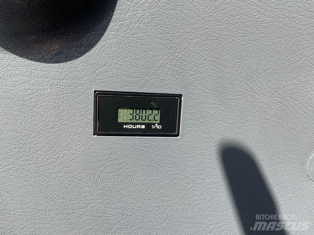 Hyundai HX145A LCR Special gravemaskiner