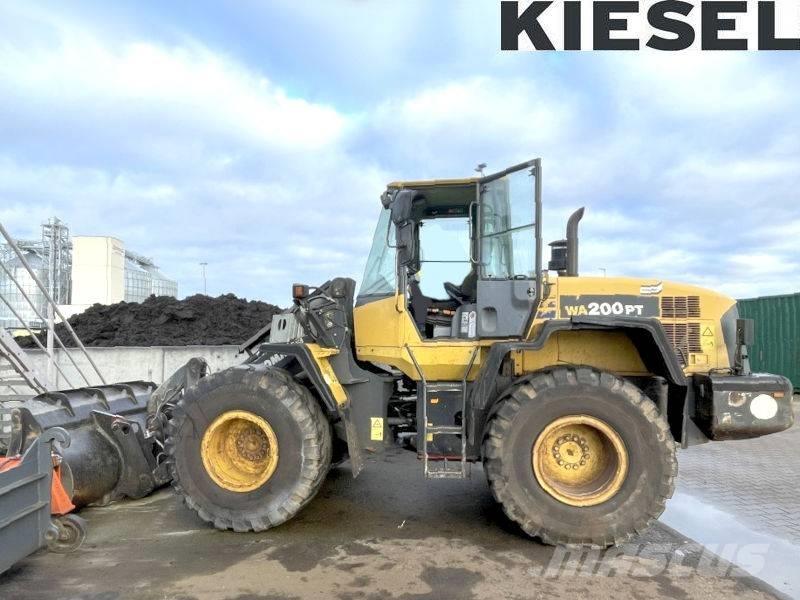 Komatsu WA 200 PT-5 Læssemaskiner på hjul