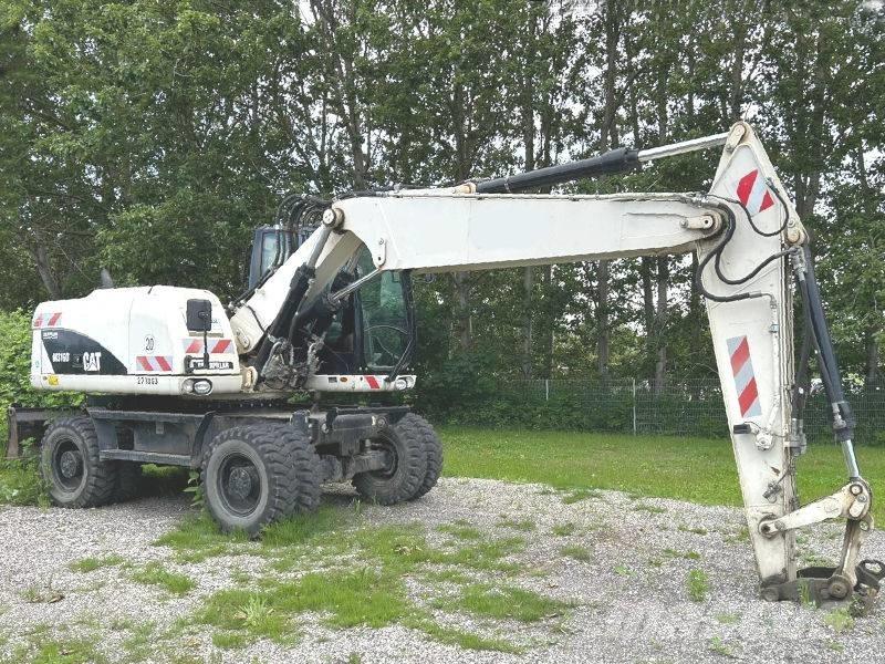 CAT M 316 D Gravemaskiner på hjul