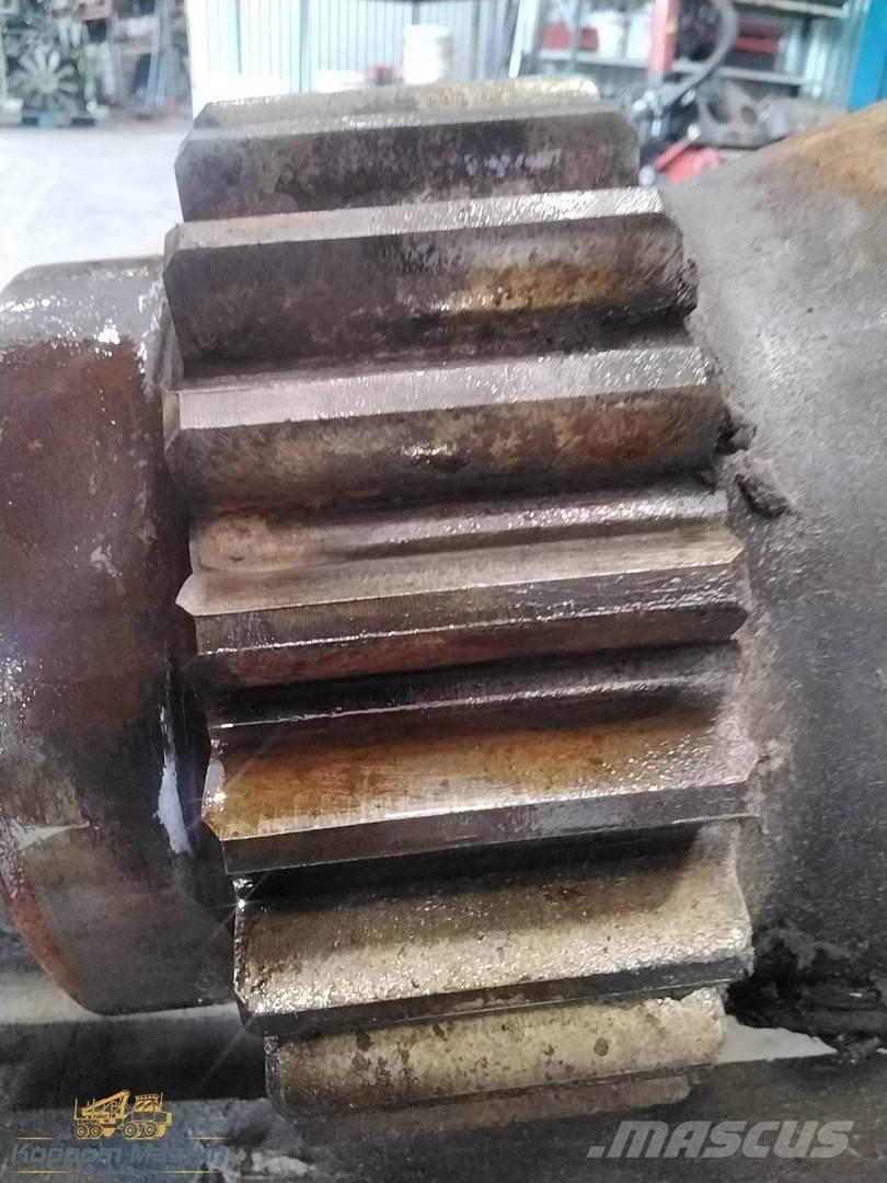 FMG 374 Kraner til skovningsmaskine