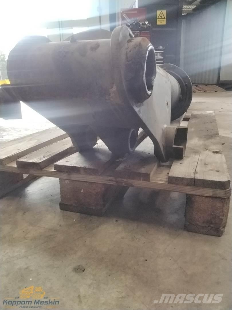 FMG 374 Kraner til skovningsmaskine