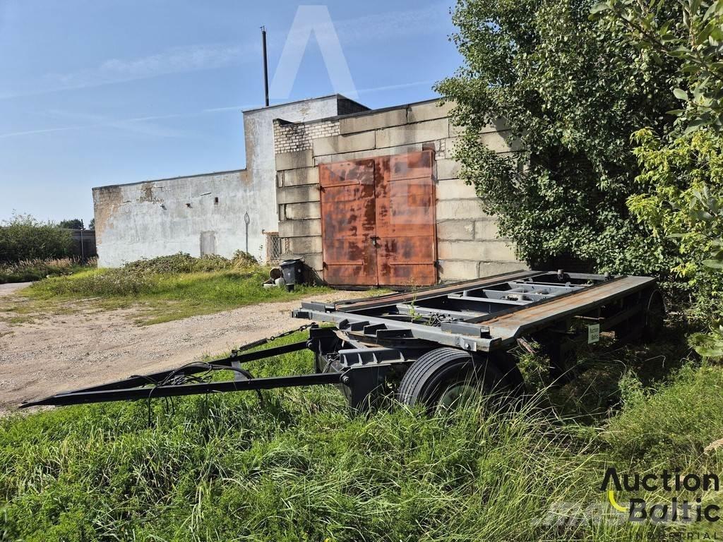 Kögel AWE 18 Semi-trailer med Gardinsider