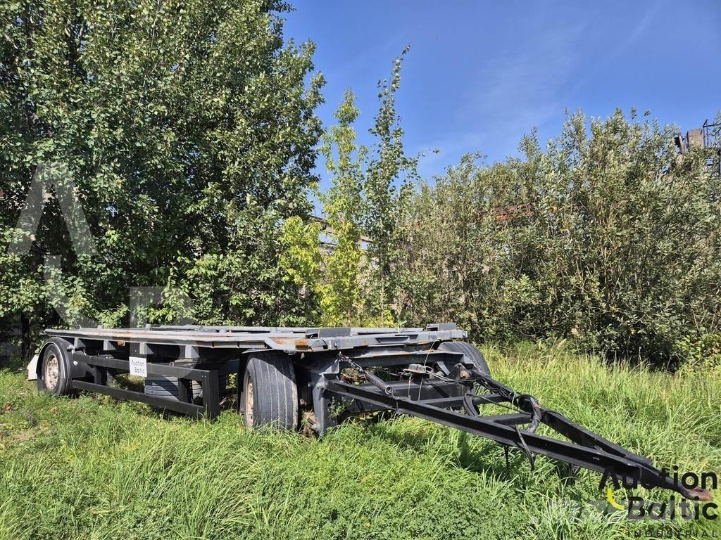 Kögel AWE 18 Semi-trailer med Gardinsider