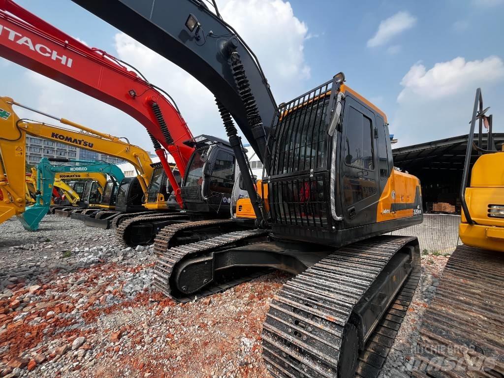 Hyundai HX 220 Gravemaskiner på larvebånd