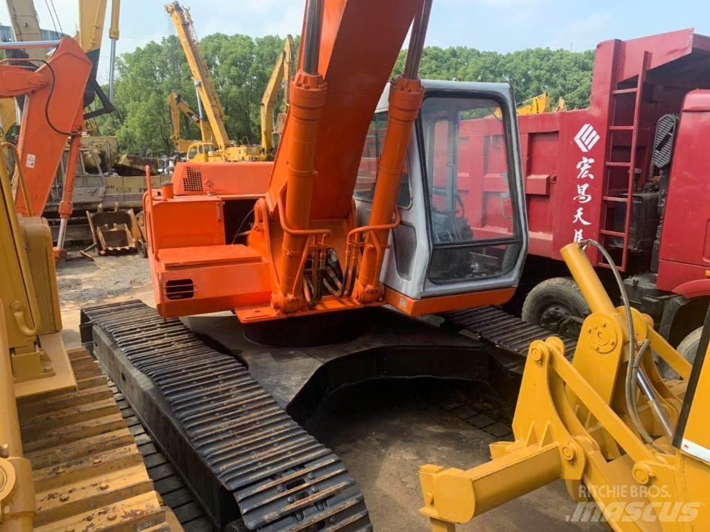 Hitachi EX 300 Gravemaskiner på larvebånd