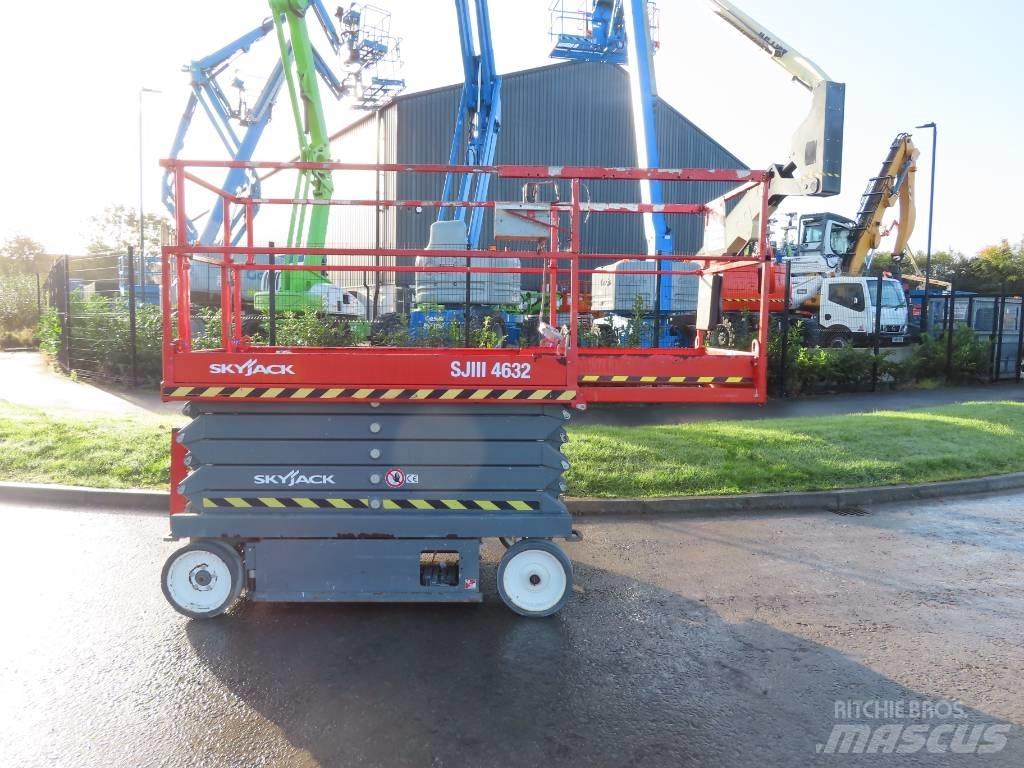 SkyJack SJ III 4632 Saxlifte
