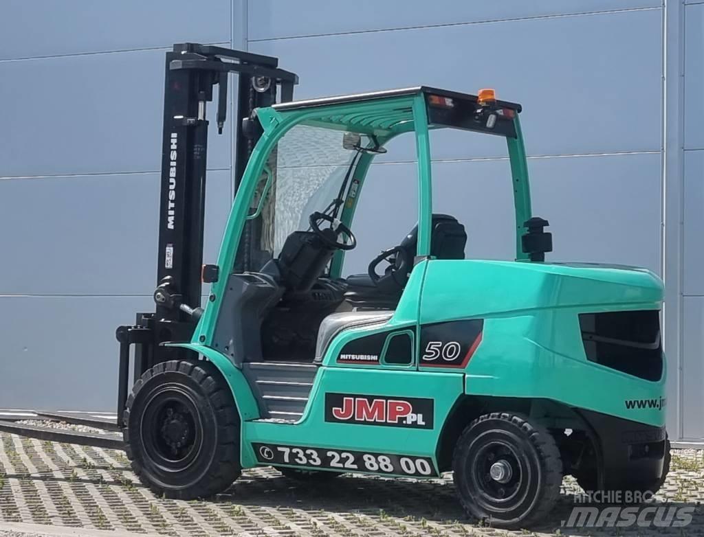 Mitsubishi FD50NT Diesel gaffeltrucks