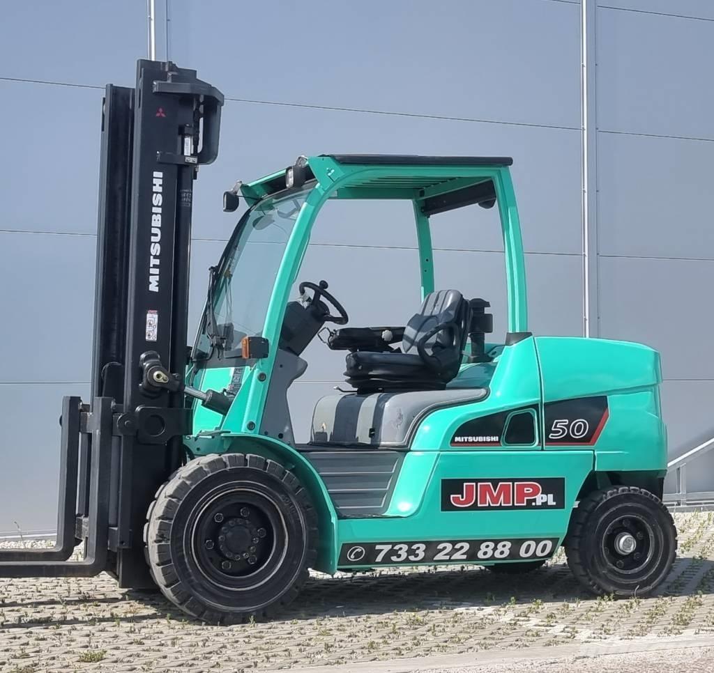 Mitsubishi FD50NT Diesel gaffeltrucks