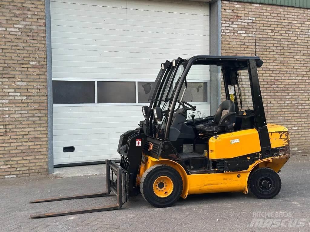 JCB TLT 2,5D Gaffeltrucks - andre